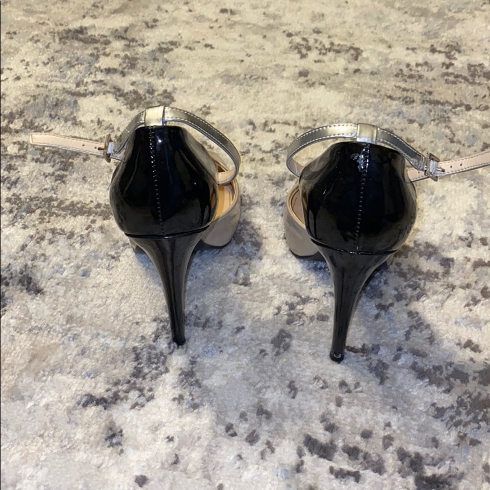Shoes - Picture 4 of 5